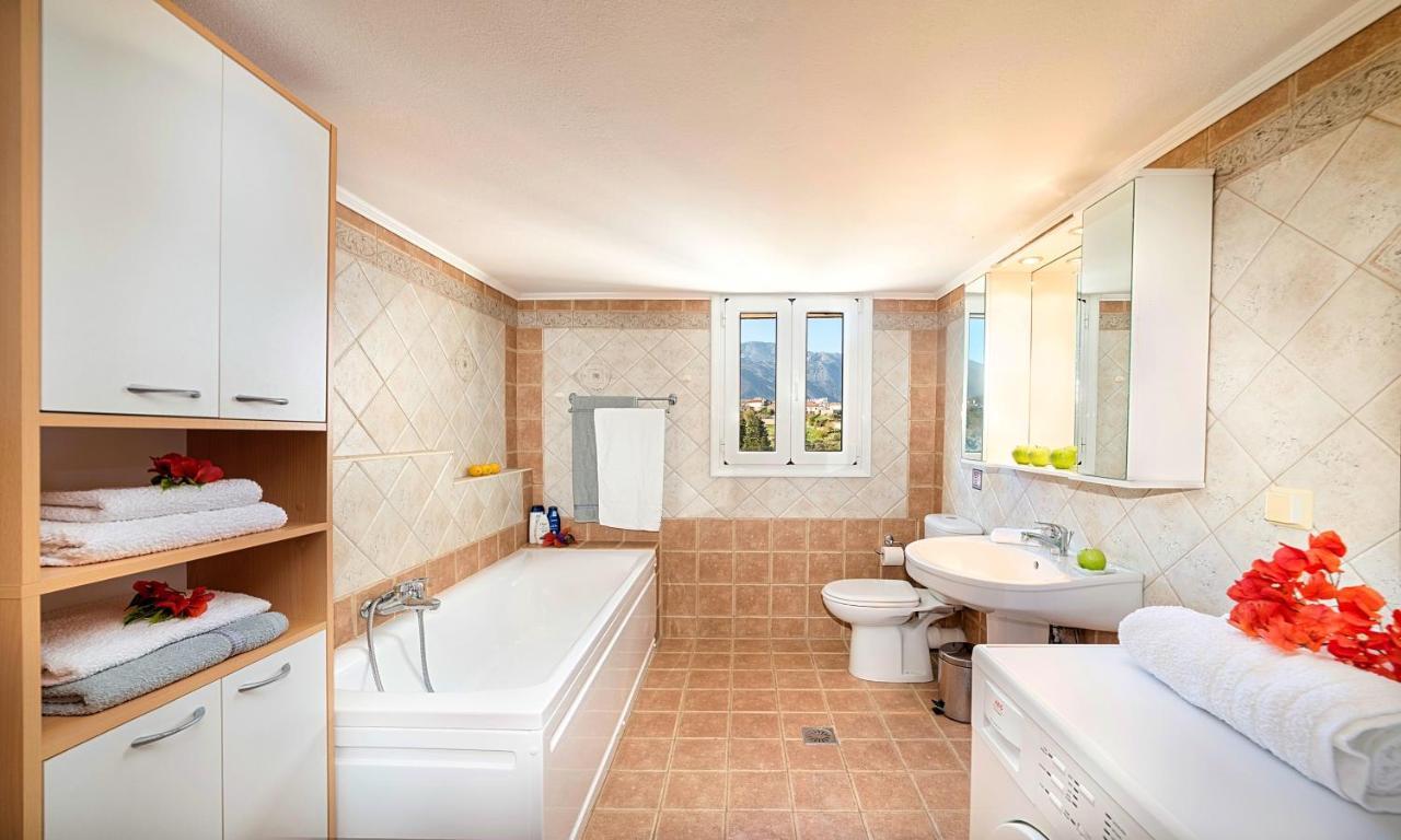 Villa Di Palma Heated Pool Koufi 外观 照片