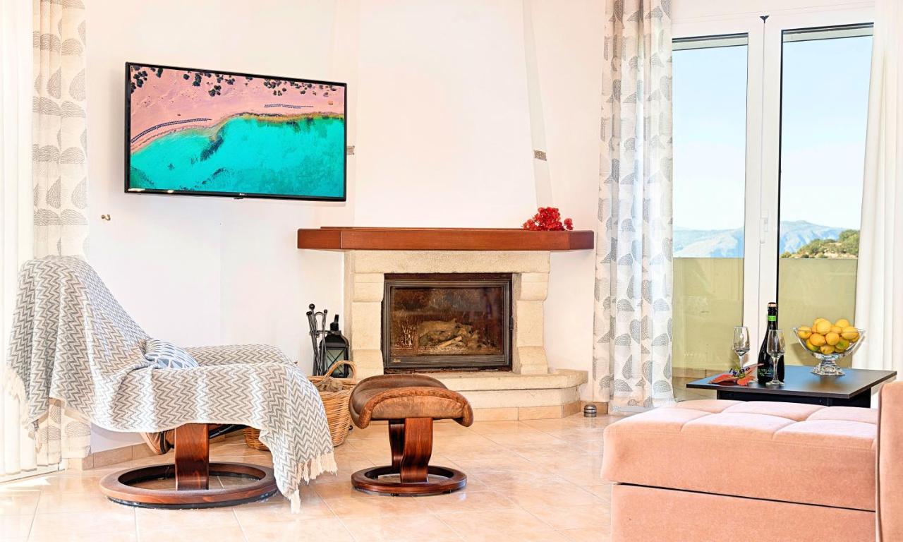 Villa Di Palma Heated Pool Koufi 外观 照片